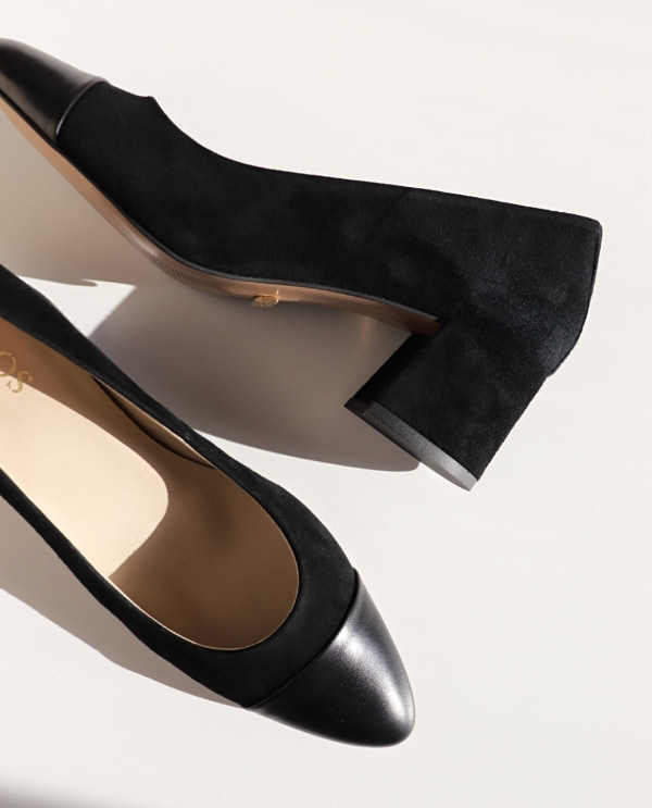 CHARLOTTE All Black
