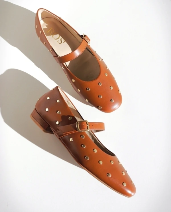 ALMA Studs Camel (2)