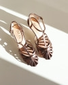 LETTIE Bronze (1)