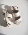 MANU Floater Crema (3)
