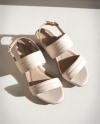 MANU Floater Crema (1)